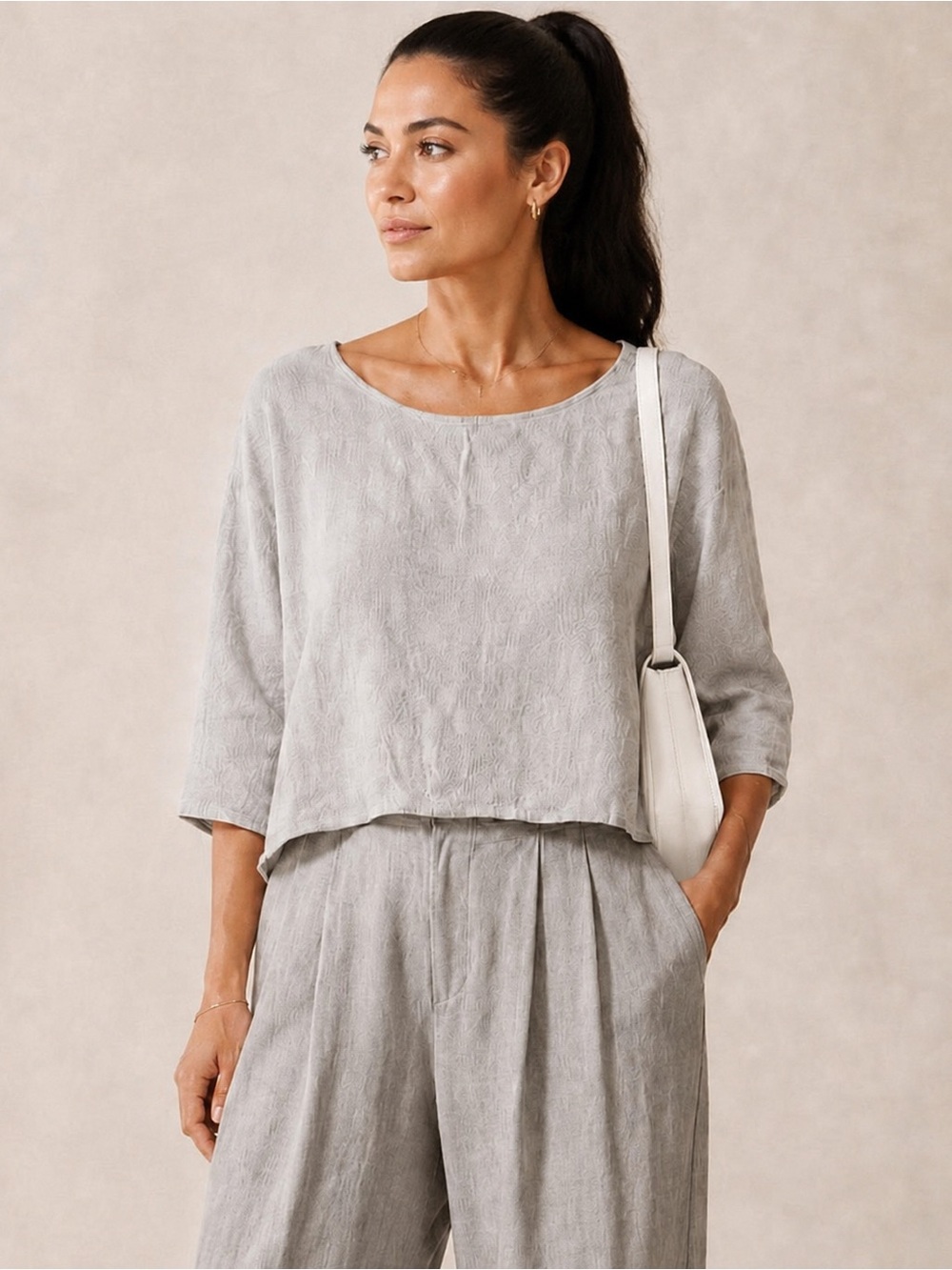 Colette Made in Italy Cotton Linen Oversized Oatmeal/ Light grayCropped Boxy top